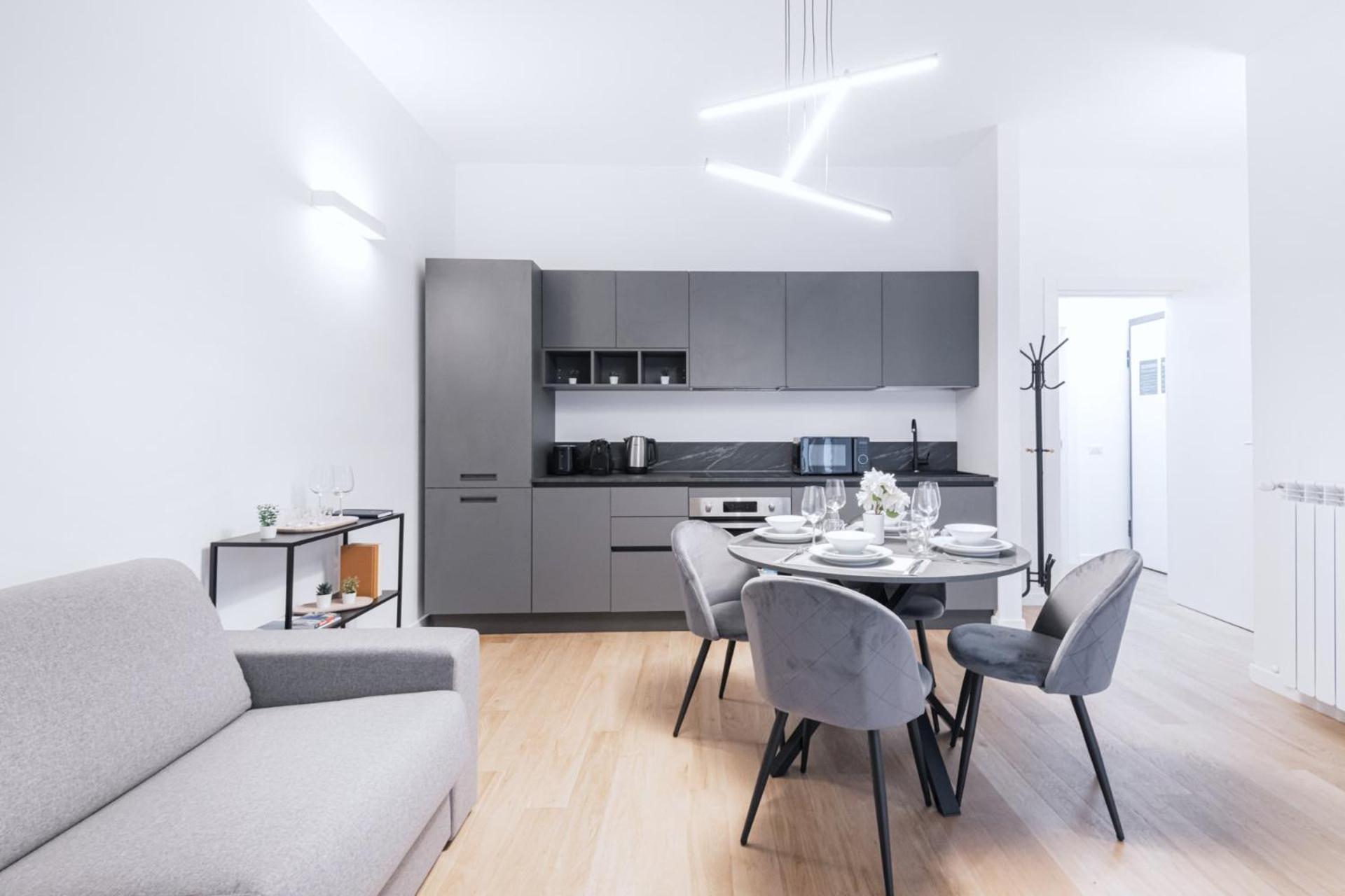 Easylife - Bilocale Con Terrazzo In Risorgimento Appartement