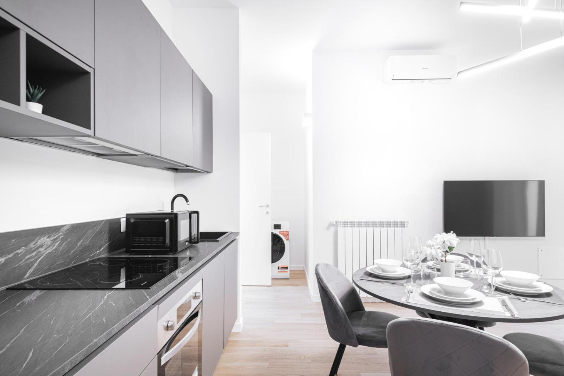 Easylife - Bilocale Con Terrazzo In Risorgimento Appartement Milan